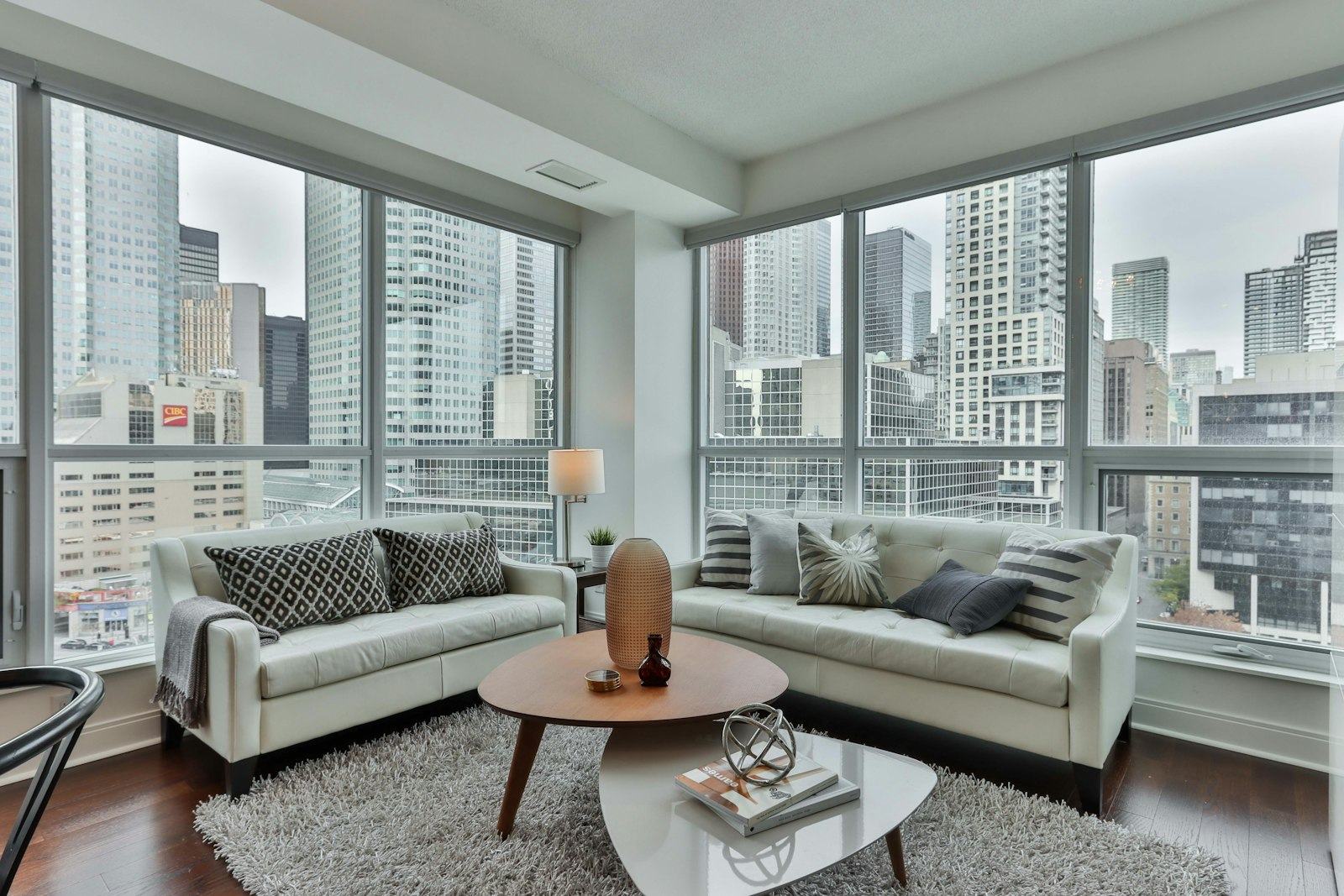 Downtown Luxury Apartment