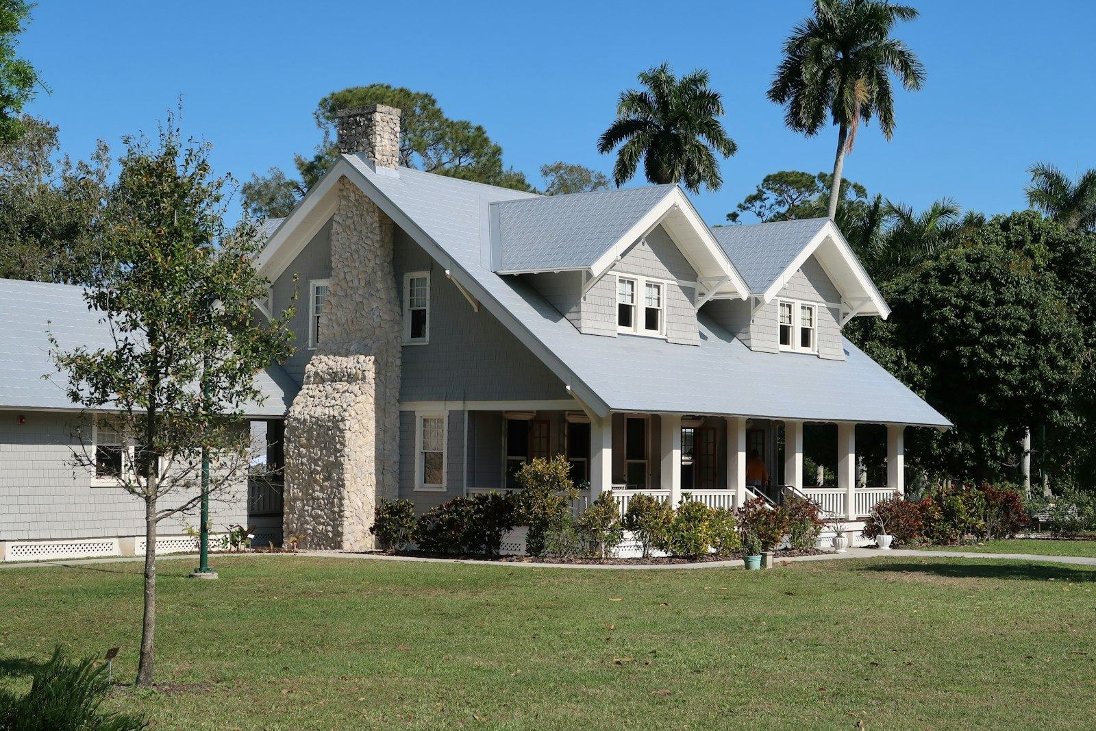 Spacious Family Homestead