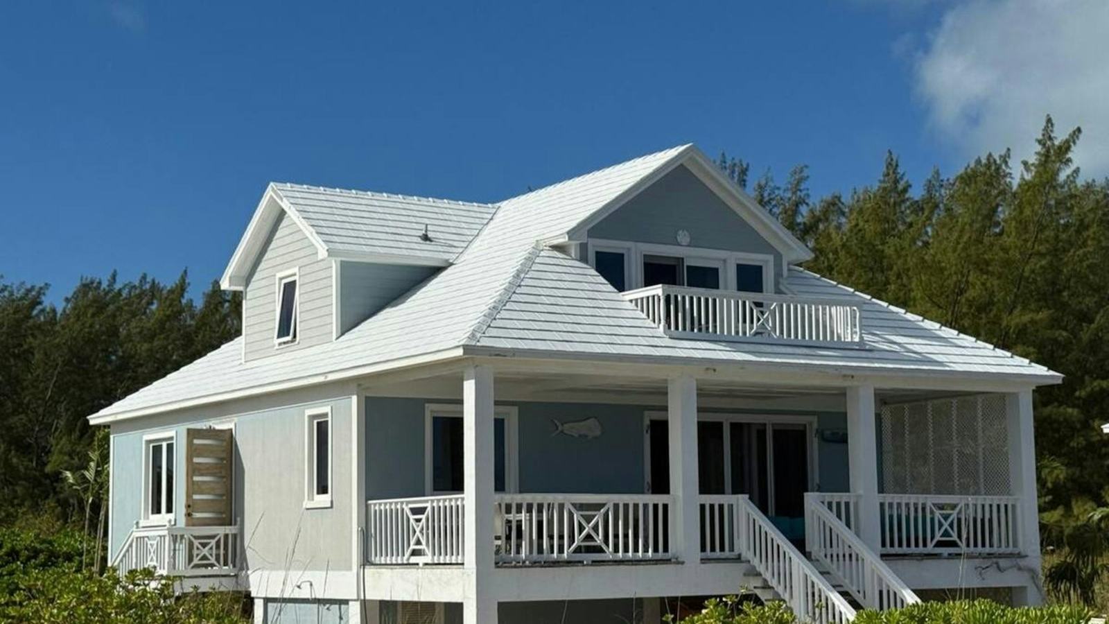 Beachfront Vacation Villa